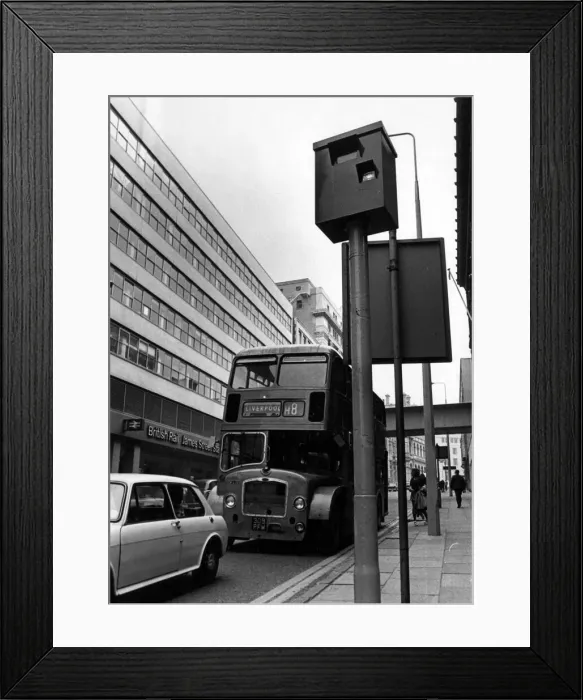 Framed Print : The seeing eye in James Street, Liverpool, which scans the junction of James Street Framed Print : The seeing eye in James Street, Liverpool, which scans the junction of James Street