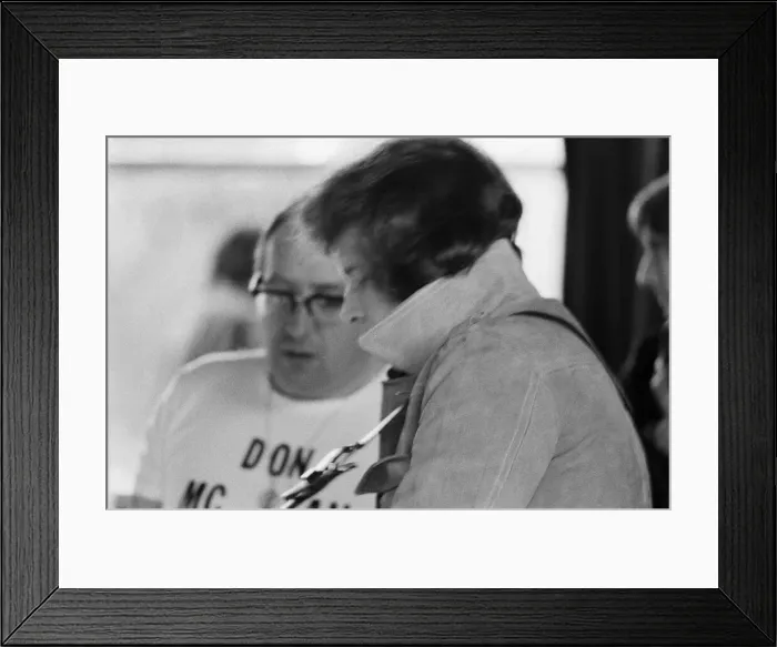 Framed Print : Don Mclean - America singer and songwriter backstage before he performs to a reported 85 Framed Print : Don Mclean - America singer and songwriter backstage before he performs to a reported 85