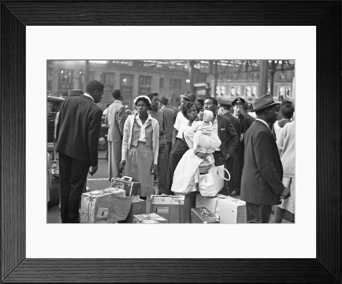 Framed Print : West Indian immigrants arriving in the United Kingdom on the last day before the new Framed Print : West Indian immigrants arriving in the United Kingdom on the last day before the new