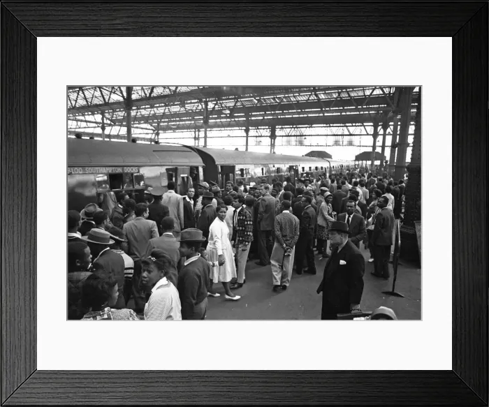 Framed Print : West Indian immigrants arriving in the United Kingdom on the last day before the new Framed Print : West Indian immigrants arriving in the United Kingdom on the last day before the new