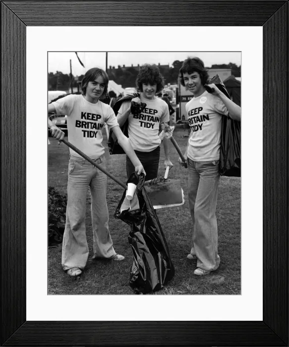 Framed Print : The show ground was tidier than usual as visitors became litter conscious Framed Print : The show ground was tidier than usual as visitors became litter conscious