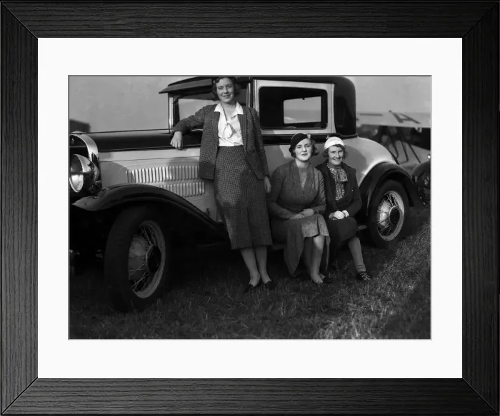 Framed Print : Garden party at Woodley Aerodrome, Reading, Berkshire. Left to right, Lady Joan Villers Framed Print : Garden party at Woodley Aerodrome, Reading, Berkshire. Left to right, Lady Joan Villers