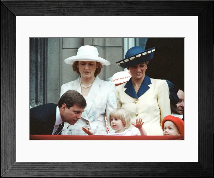 Framed Print : The Duchess of York, Sarah Ferguson, holds her three year old daughter Princess Beatrice Framed Print : The Duchess of York, Sarah Ferguson, holds her three year old daughter Princess Beatrice