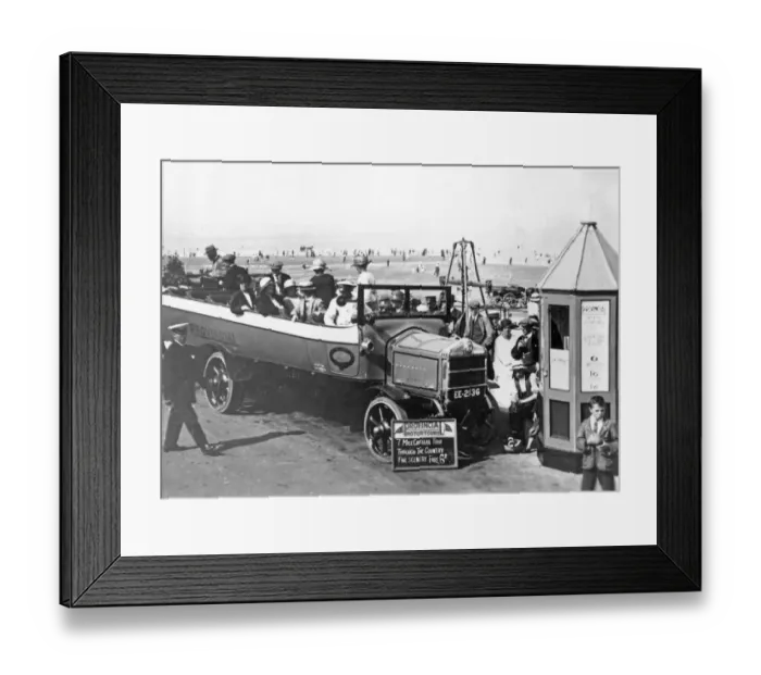 Framed Print : This Provincial charabanc was photographed at Cleethorpes in the 1920s, close to the pier