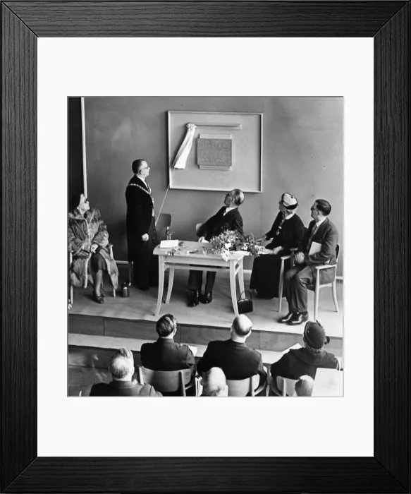 Framed Print : Lord Mayor unveils a lettered stone tablet commemorating the opening of Coventry College Framed Print : Lord Mayor unveils a lettered stone tablet commemorating the opening of Coventry College