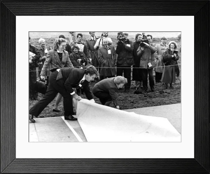 Framed Print : Margaret Thatcher in Wales - The Prime Minister visited the site of the former Cambrian