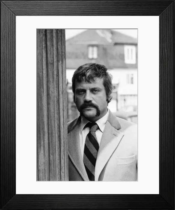 Framed Print : Oliver Reed, British actor, enjoys a few drinks at his local pub, The Dog and Fox Framed Print : Oliver Reed, British actor, enjoys a few drinks at his local pub, The Dog and Fox