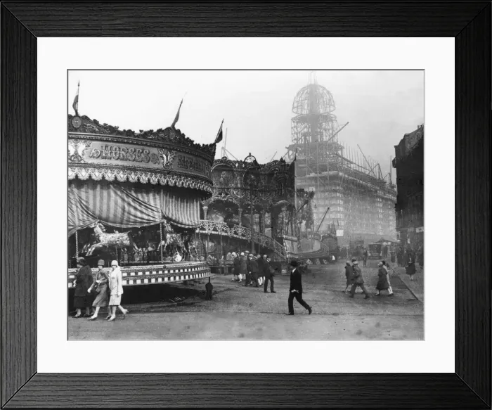 Framed Print : Nottingham Goose Fair 1927 Framed Print : Nottingham Goose Fair 1927