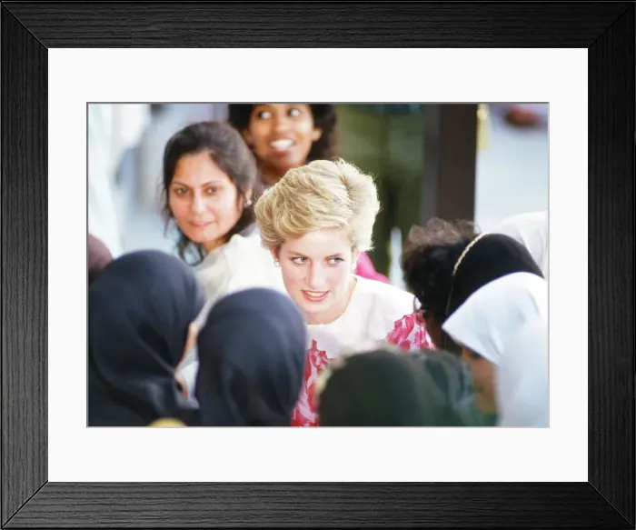 Framed Print : Prince and Princess of Wales, Middle East Tour November 1986 Framed Print : Prince and Princess of Wales, Middle East Tour November 1986