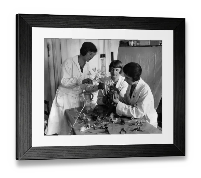 Framed Print : Glass horticulture. New glass floral decorations for bridal wreaths, table decorations