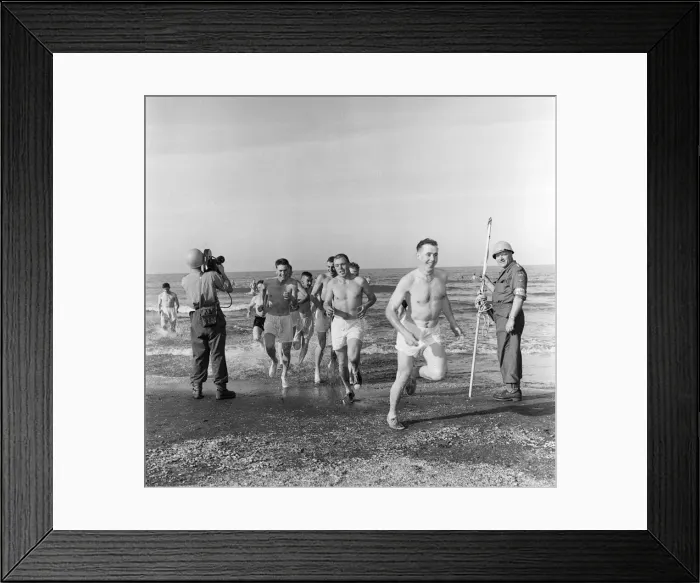 Framed Print : Suez Crisis 1956 Norwegian UNO troops return from bathing parade at Port Said Framed Print : Suez Crisis 1956 Norwegian UNO troops return from bathing parade at Port Said