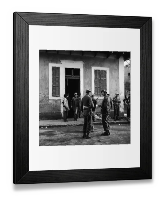 Framed Print : Suez Crisis 1956 Troops of D Company 1st Battalion Argyll Framed Print : Suez Crisis 1956 Troops of D Company 1st Battalion Argyll