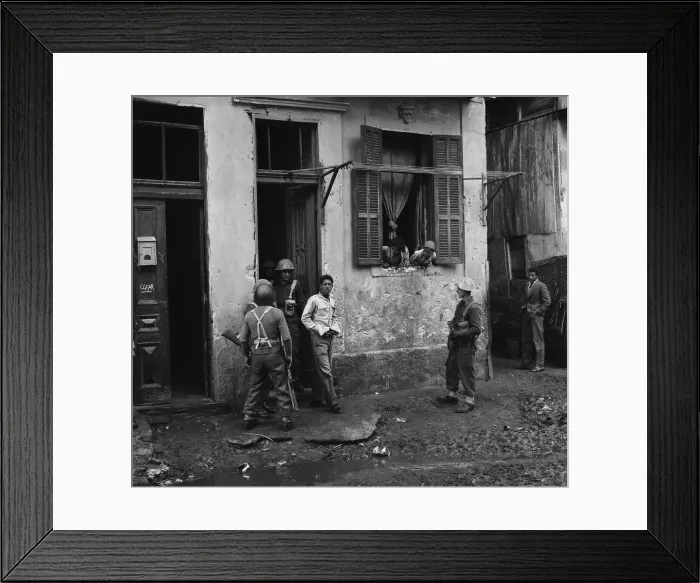 Framed Print : Suez Crisis 1956 Troops of D Company 1st Battalion Argyll Framed Print : Suez Crisis 1956 Troops of D Company 1st Battalion Argyll