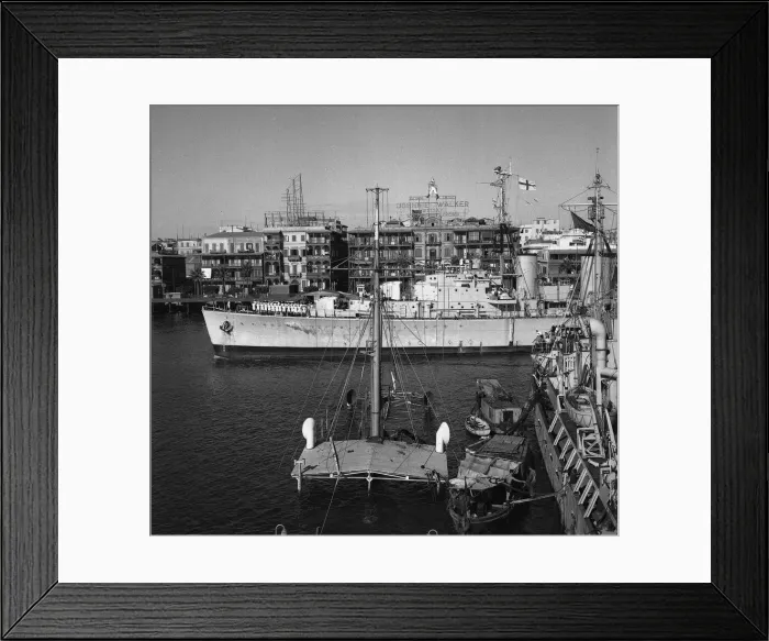 Framed Print : Suez Crisis 1956 The 4000 ton minelayer Manxman becomes the first ship to sail up