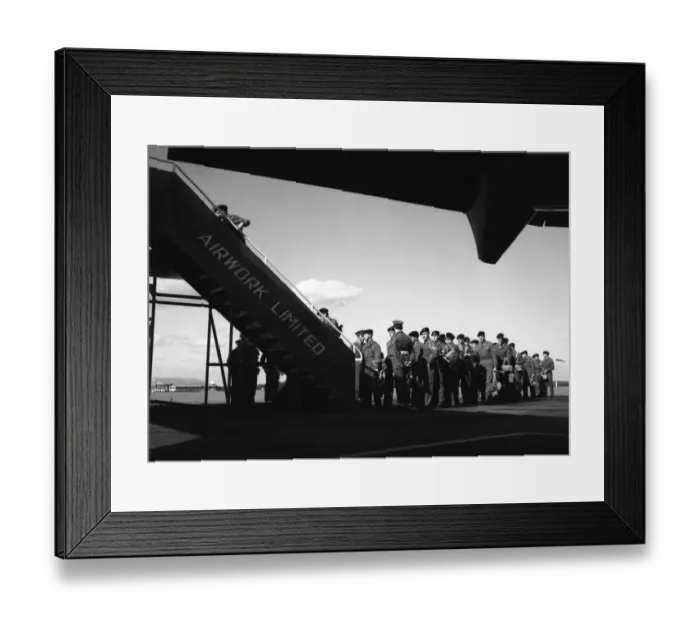 Framed Print : Suez Crsis 1956 60 men of the Duke of Wellington Regiment at Blackbushe airport Framed Print : Suez Crsis 1956 60 men of the Duke of Wellington Regiment at Blackbushe airport