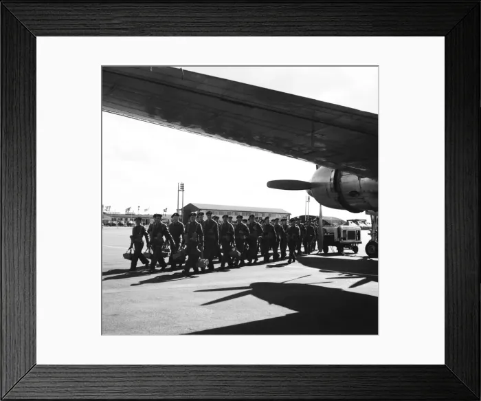 Framed Print : Suez Crsis 1956 60 men of the Duke of Wellington Regiment at Blackbushe airport Framed Print : Suez Crsis 1956 60 men of the Duke of Wellington Regiment at Blackbushe airport