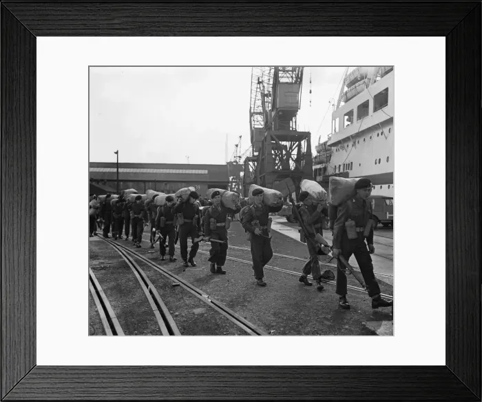 Framed Print : Suez Crisis 1956 Troops boarding the troopship Empire Fowey at Southhampton bound