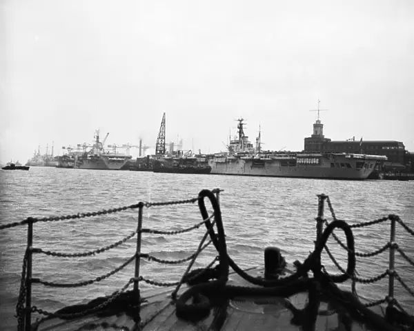 Suez Crisis 1956, The aircraft carriers HMS Theseus (nearest camera