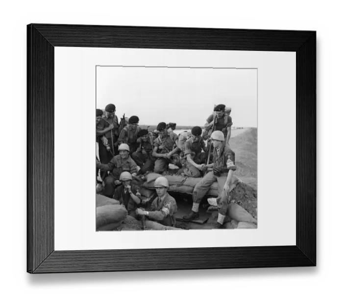 Framed Print : Suez Crisis 1956 British troops of the 1st Battalion York Framed Print : Suez Crisis 1956 British troops of the 1st Battalion York