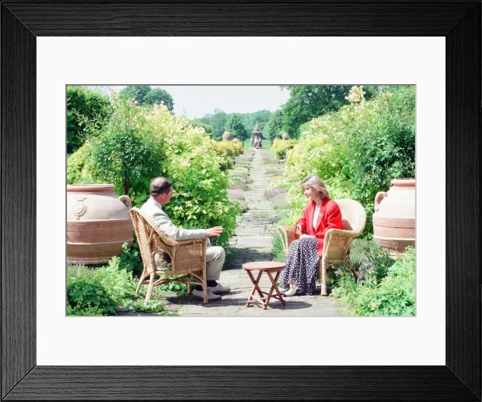 Framed Print : Prince Charles, is interviewed by members of the welsh press Framed Print : Prince Charles, is interviewed by members of the welsh press