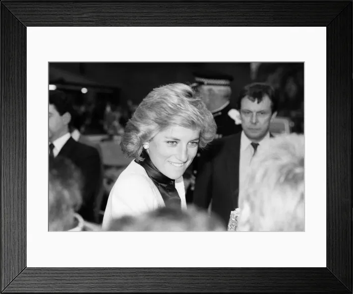 Framed Print : Princess Diana, arrives to officially open Acorns Childrens Hospice