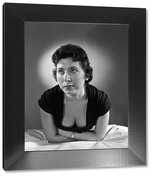 Novelist Roberta Leigh. 13th December 1954