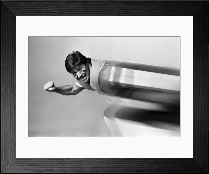 Framed Print : Snooker player Tony Knowles dressed as an America footballer. 19th January 1986