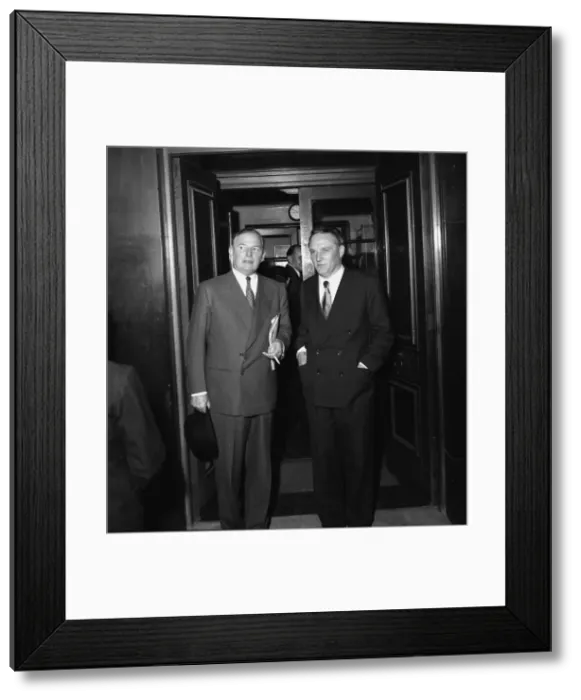 Framed Print : Suez Crisis 1956 Selwyn Lloyd at television studio to be interviewed by Hugh Framed Print : Suez Crisis 1956 Selwyn Lloyd at television studio to be interviewed by Hugh