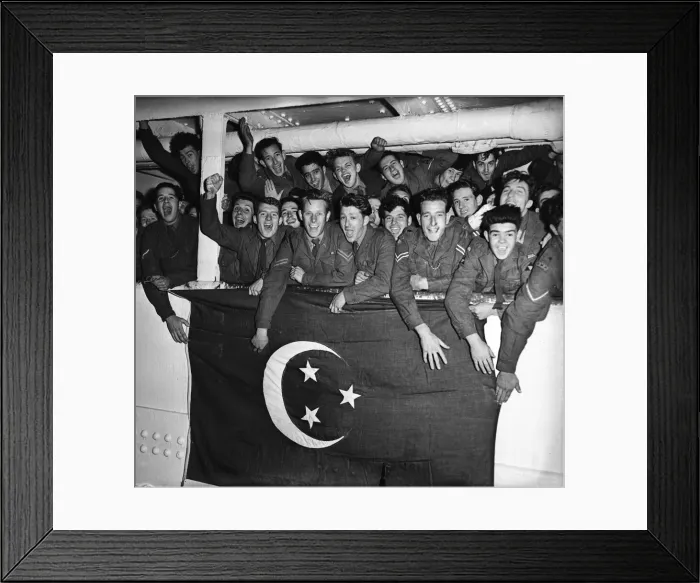 Framed Print : Suez Crisis 1956 Men of the first Battalion Argyle