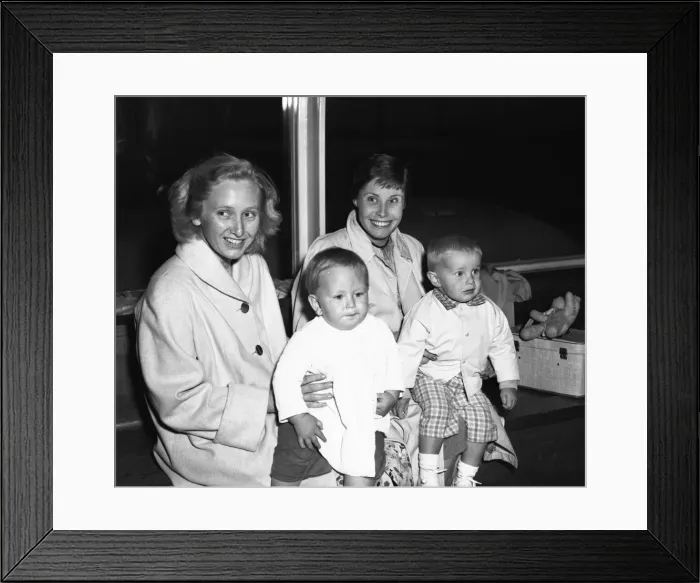 Framed Print : Suez Crisis 1956 Civilians come home from Egypt 5  /  8  /  56 1956-1351-1