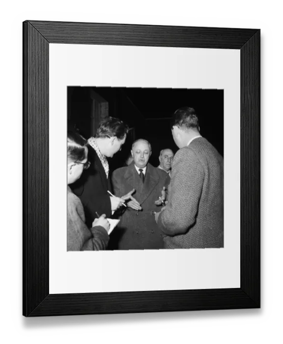 Framed Print : Suez Crisis 1956 The French Foreign Minister Mr Christian Pineau talks to reporters