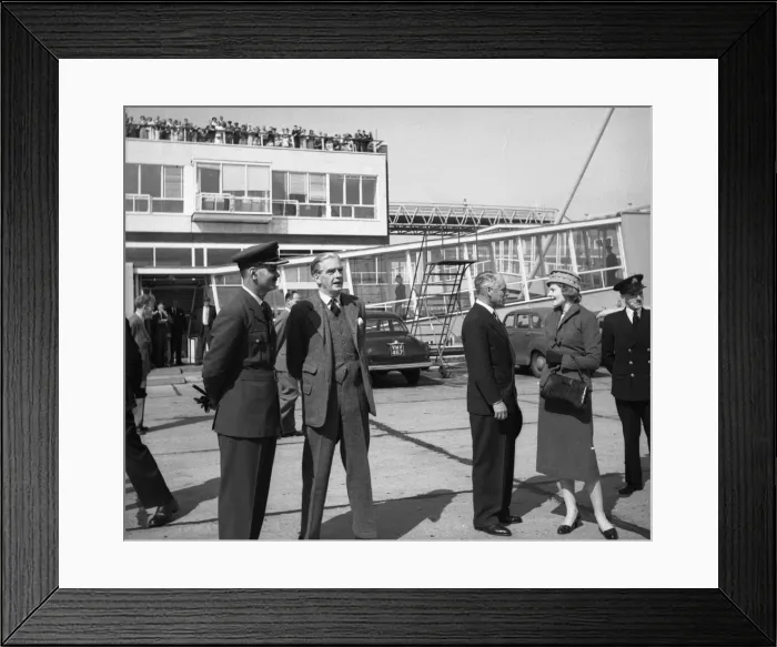 Framed Print : Suez Crisis 1956 Anthony Eden at London Airport 10  /  9  /  56 H7835
