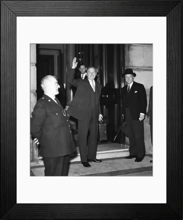 Framed Print : Suez Crisis 1956 The British Foreign Minister Selwyn Lloyd arrives at Lancaster Framed Print : Suez Crisis 1956 The British Foreign Minister Selwyn Lloyd arrives at Lancaster