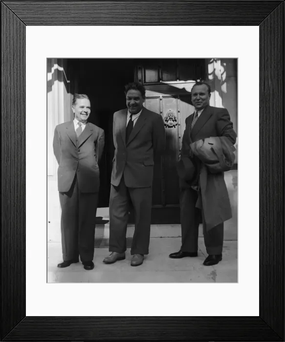 Framed Print : Suez Crisis 1956 L - R Mr Malik, Dimitri Shepilov Framed Print : Suez Crisis 1956 L - R Mr Malik, Dimitri Shepilov