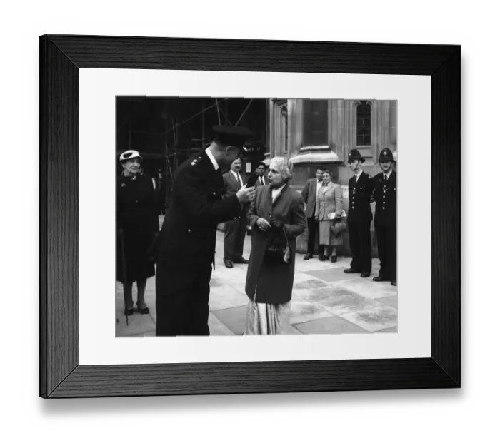 Framed Print : Suez Crisis 1956 Mrs Pamdit outside the Houses of Parliament 12 / 9 / 56 Framed Print : Suez Crisis 1956 Mrs Pamdit outside the Houses of Parliament 12 / 9 / 56