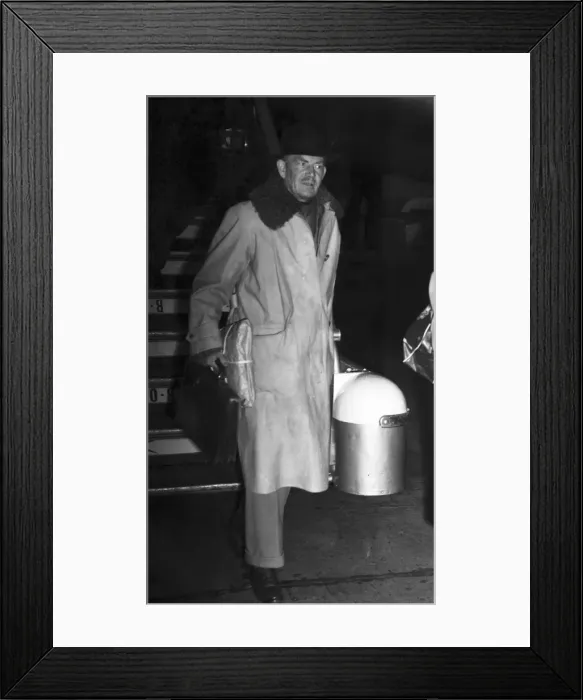 Framed Print : Suez Crisis 1956 Sir Pat Coghill stepping off the plane at London Airport on his