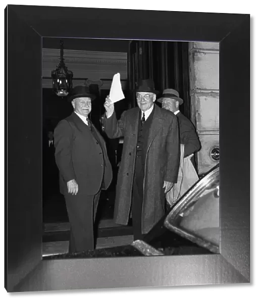 Suez Crisis 1956 John Foster Dulles arrives at the Suez Conference at Lancaster