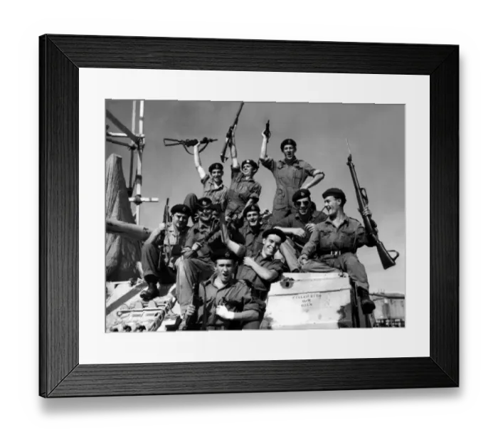 Framed Print : The Suez Crisis war in Egypt, 29th October to 6th November Framed Print : The Suez Crisis war in Egypt, 29th October to 6th November