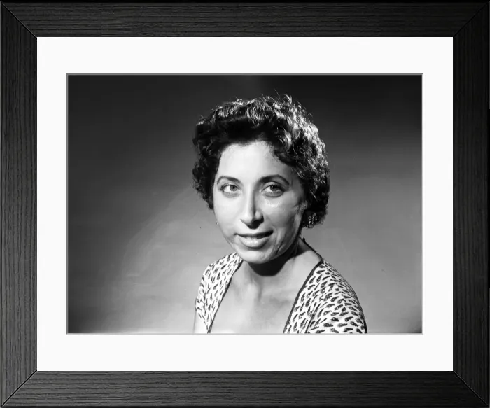 Framed Print : Novelist Roberta Leigh. 26th June 1954 Framed Print : Novelist Roberta Leigh. 26th June 1954
