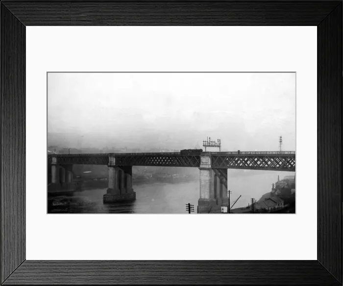 Framed Print : King Edward VII Bridge, Newcastle upon Tyne. 28th January 1928 Framed Print : King Edward VII Bridge, Newcastle upon Tyne. 28th January 1928