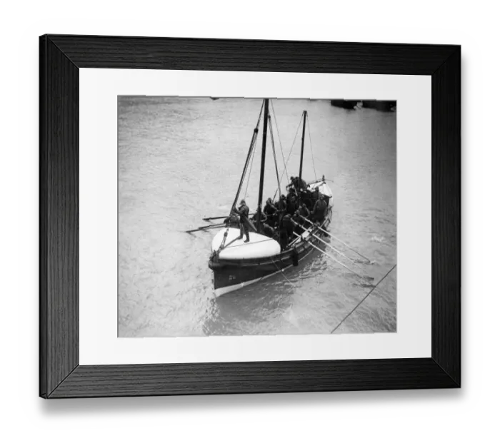 Framed Print : The Dungeness lifeboat David Barclay of Tottenham Framed Print : The Dungeness lifeboat David Barclay of Tottenham