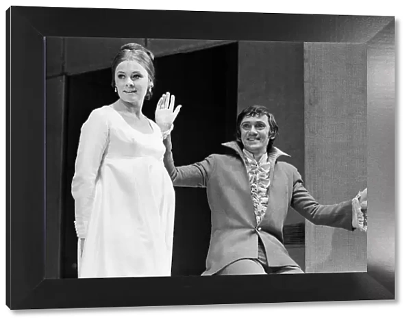 Judi Dench (who plays Hermione) with Barrie Ingham (who plays Leontes