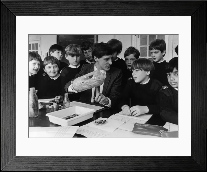 Framed Print : Yarm School, Yarm, North Yorkshire, England, Friday 29th March 1985 Framed Print : Yarm School, Yarm, North Yorkshire, England, Friday 29th March 1985