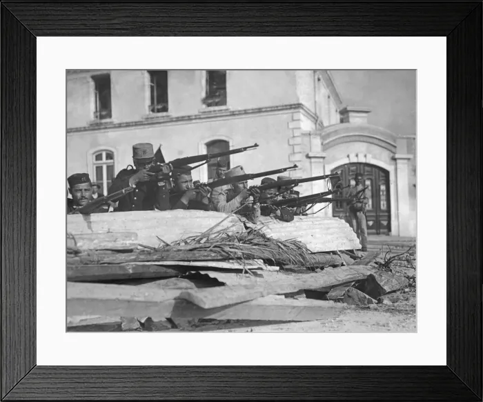 Framed Print : Portugal October 5th Revolution 1910. The battle for Lisbon Framed Print : Portugal October 5th Revolution 1910. The battle for Lisbon