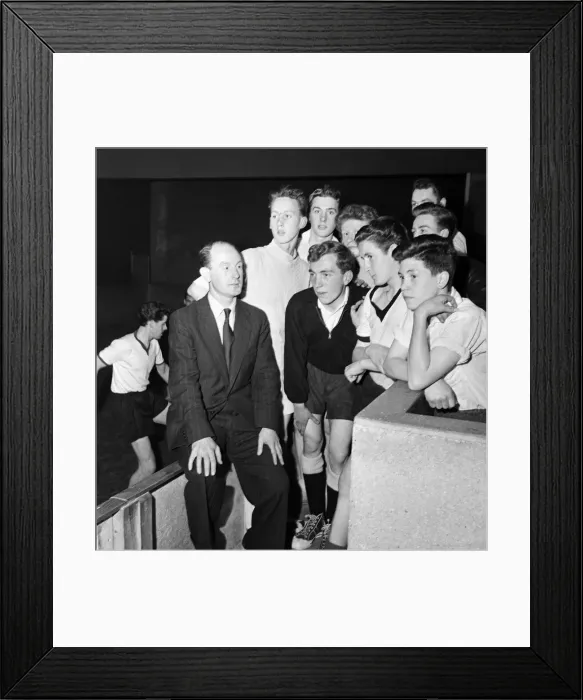 Framed Print : Former table tennis international Ken Stanley (left) promoting five a side football