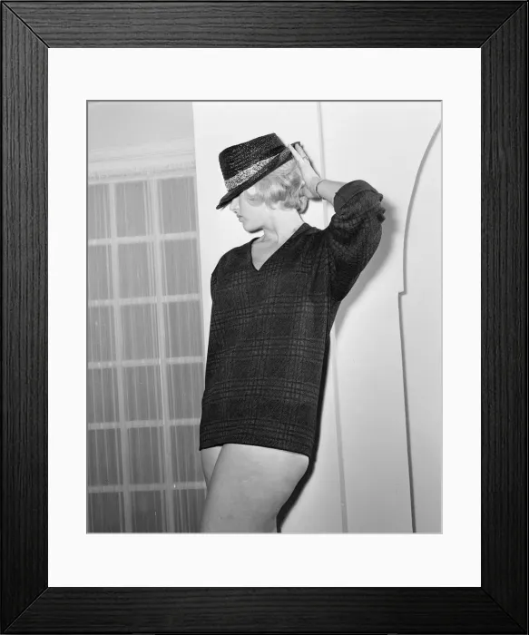 Framed Print : Liz Fraser, English actress, pictured at home of Donald Zec Daily Mirror Journalist Framed Print : Liz Fraser, English actress, pictured at home of Donald Zec Daily Mirror Journalist