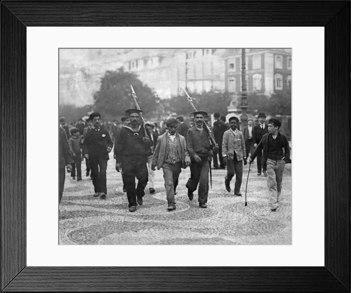 Framed Print : Portugal October 5th Revolution 1910. Two Portuguese sailors escort a Royalist Framed Print : Portugal October 5th Revolution 1910. Two Portuguese sailors escort a Royalist