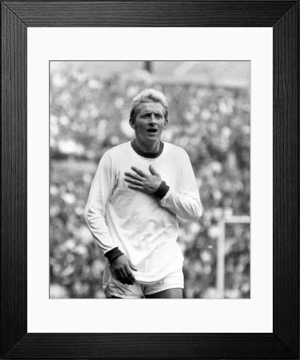 Framed Print : Dennis Law August 1969 Manchester United V Crystal Palace Framed Print : Dennis Law August 1969 Manchester United V Crystal Palace