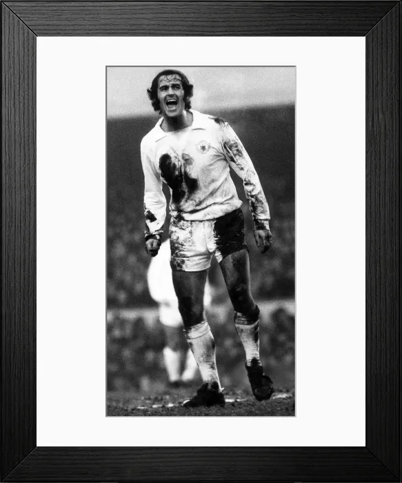 Framed Print : George Graham in action for Manchester United January 1973