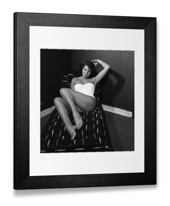 Framed Print : Showgirl Georgina Moore, just back from a three month tour of South Africa Framed Print : Showgirl Georgina Moore, just back from a three month tour of South Africa